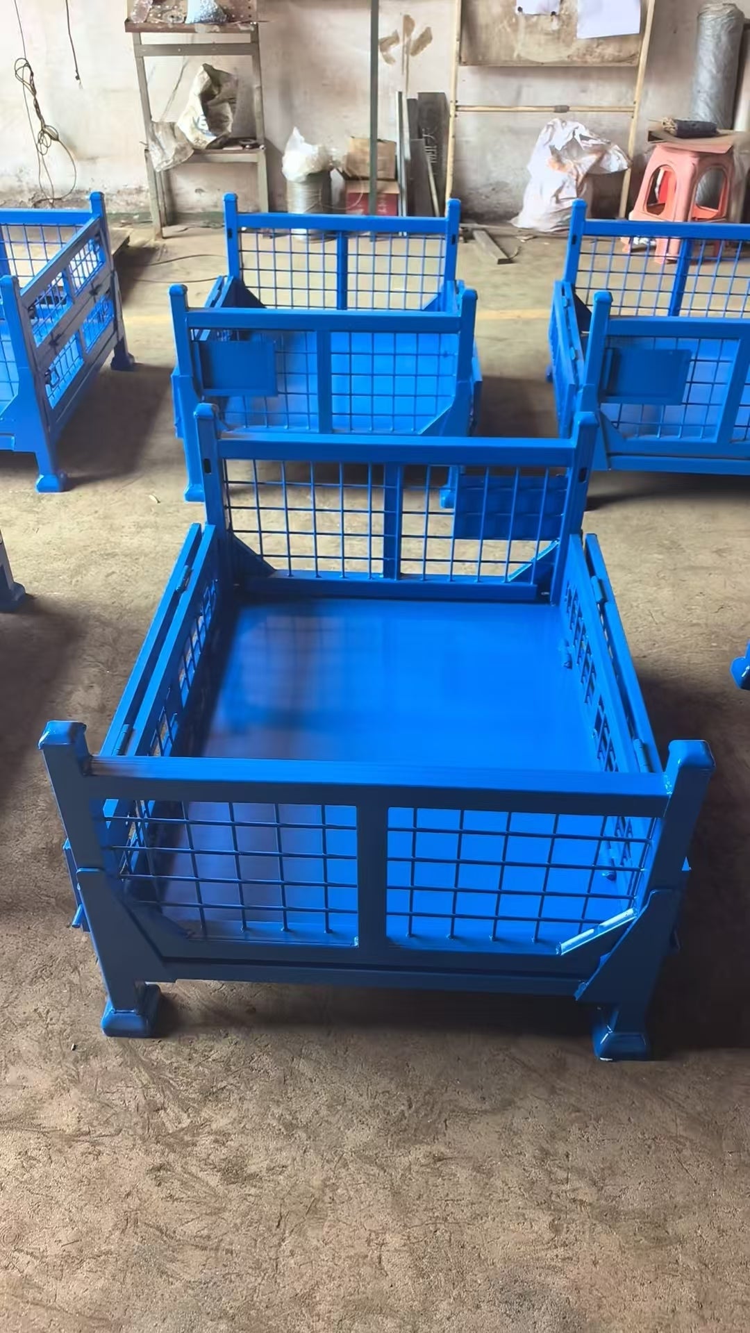 Warehouse logistics equipment turnover basket